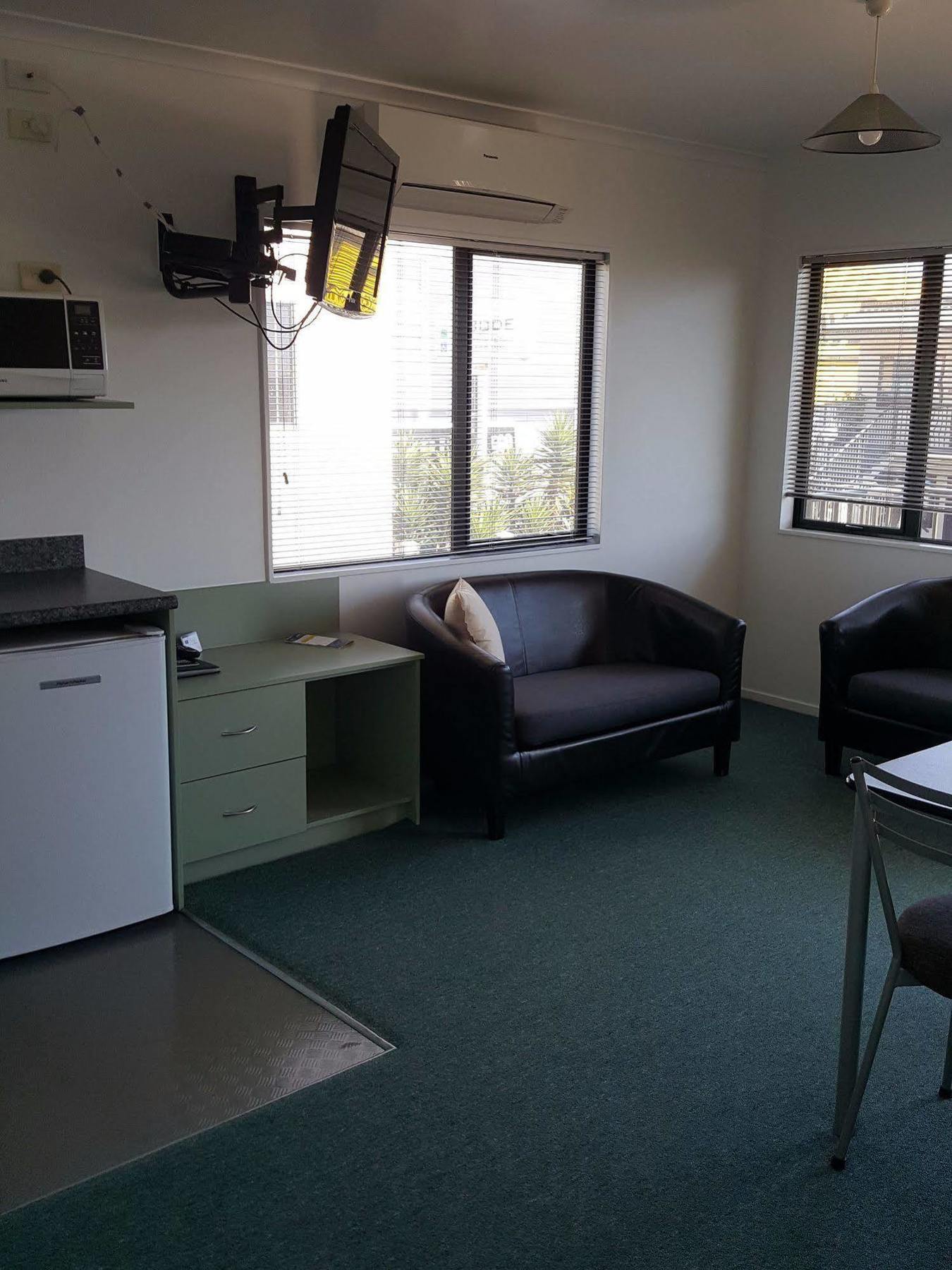 Asure Abode On Courtenay Motor Inn New Plymouth Eksteriør bilde