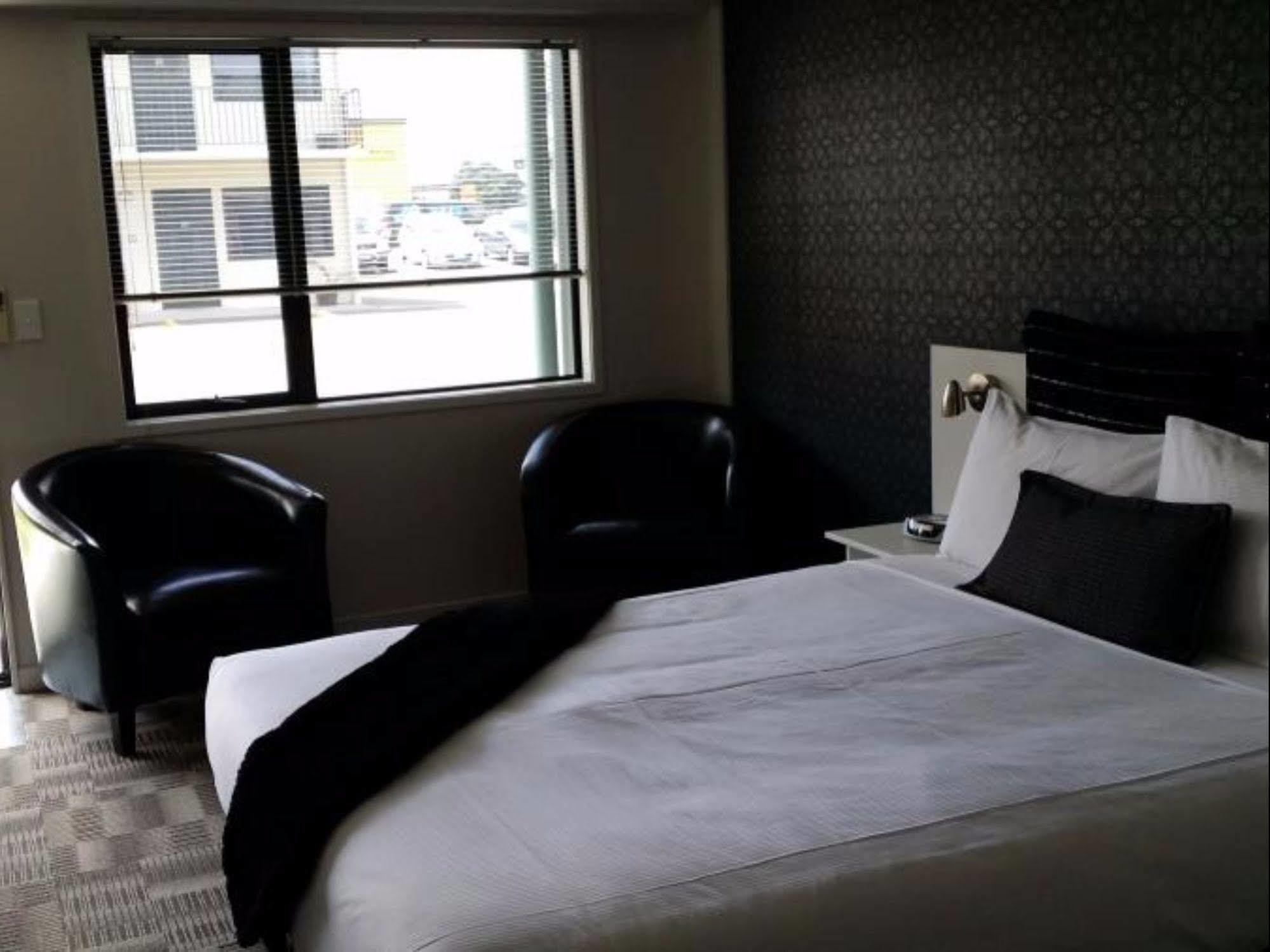 Asure Abode On Courtenay Motor Inn New Plymouth Eksteriør bilde